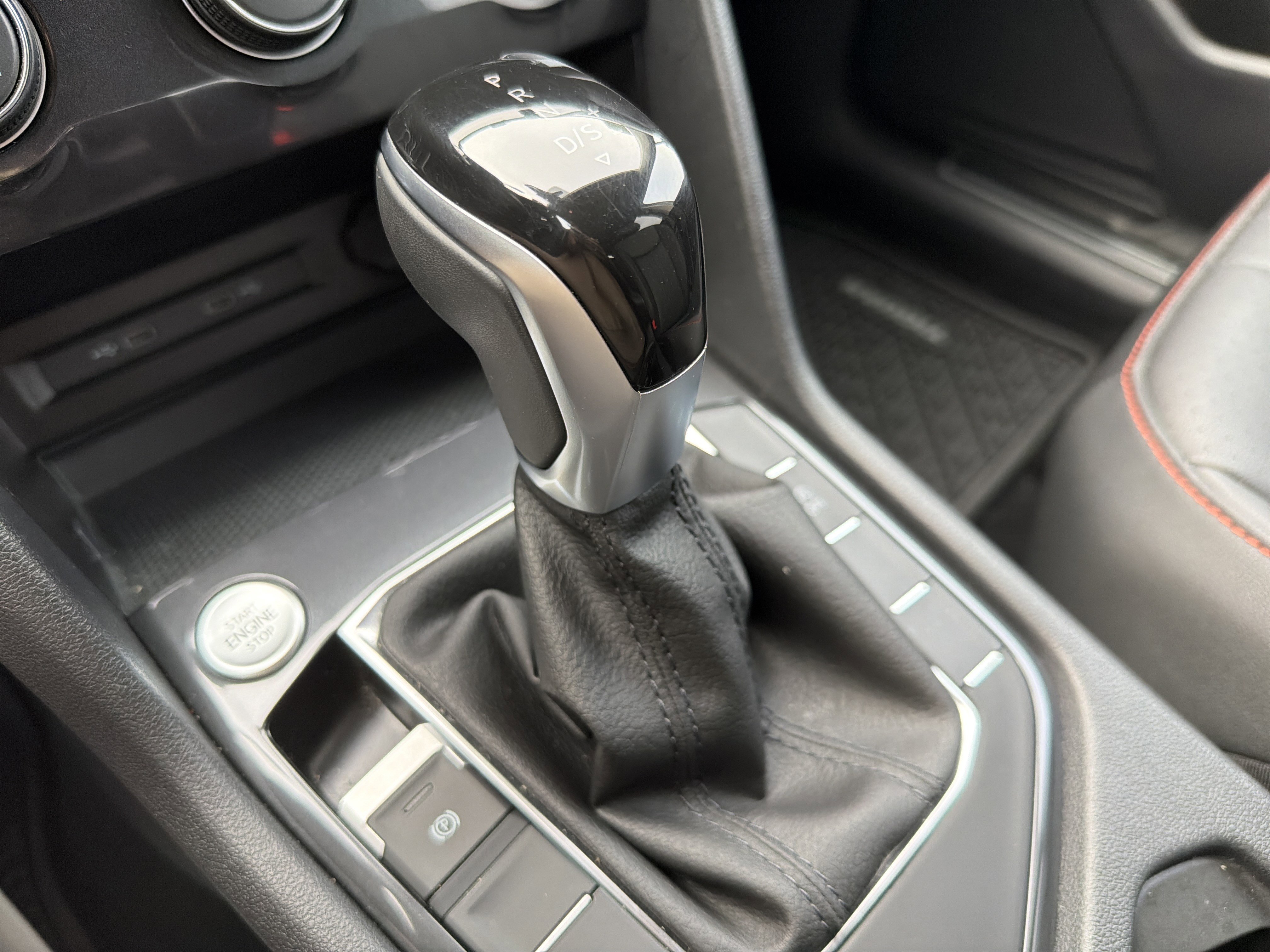 2024 Volkswagen Tiguan Wolfsburg Edition - Photo 30