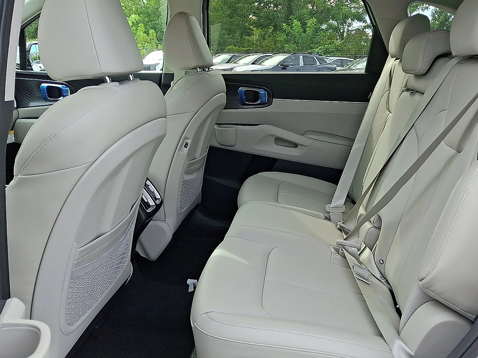 New 2026 White Kia EX image 12