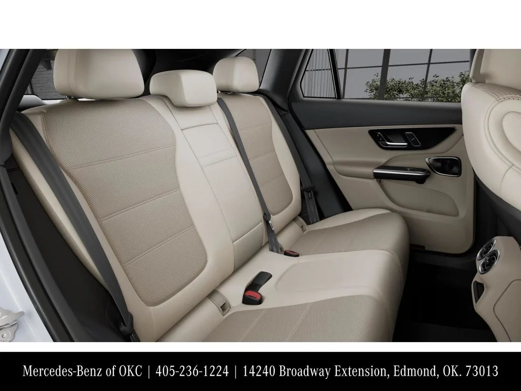 Used 2026 White Mercedes-Benz GLC 300 image 5