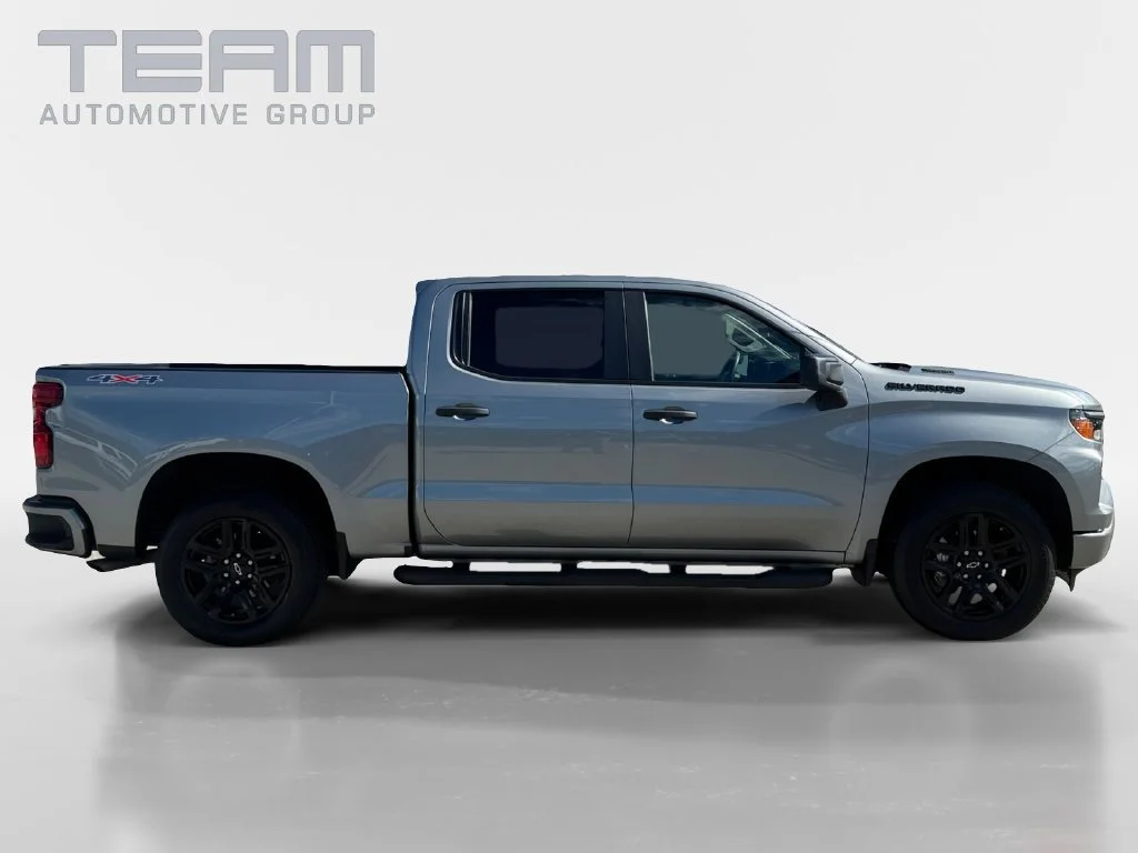 Used 2025 Sterling Gray Metallic Chevrolet Custom image 8