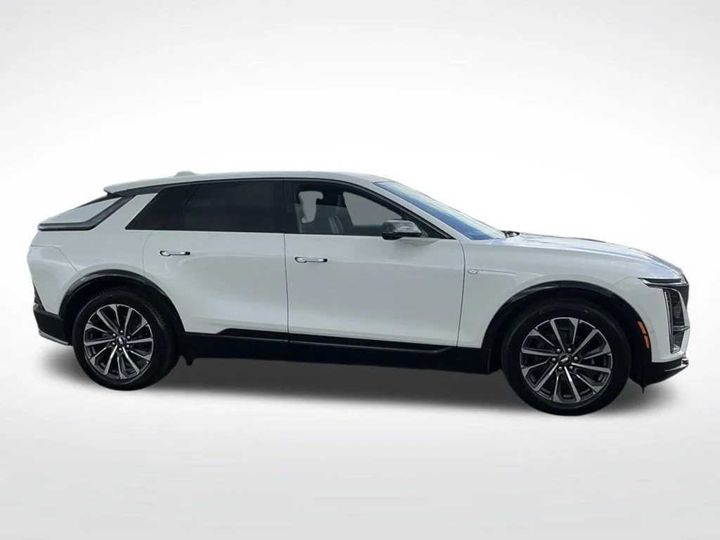 Used 2024 White Cadillac Sport image 14