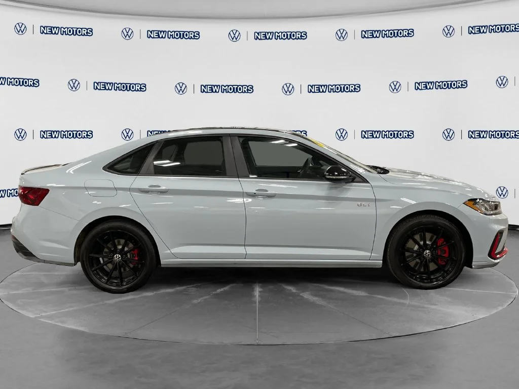 Used 2026 Monument Gray W/Deep Black Roof Volkswagen 2.0T Autobahn image 6