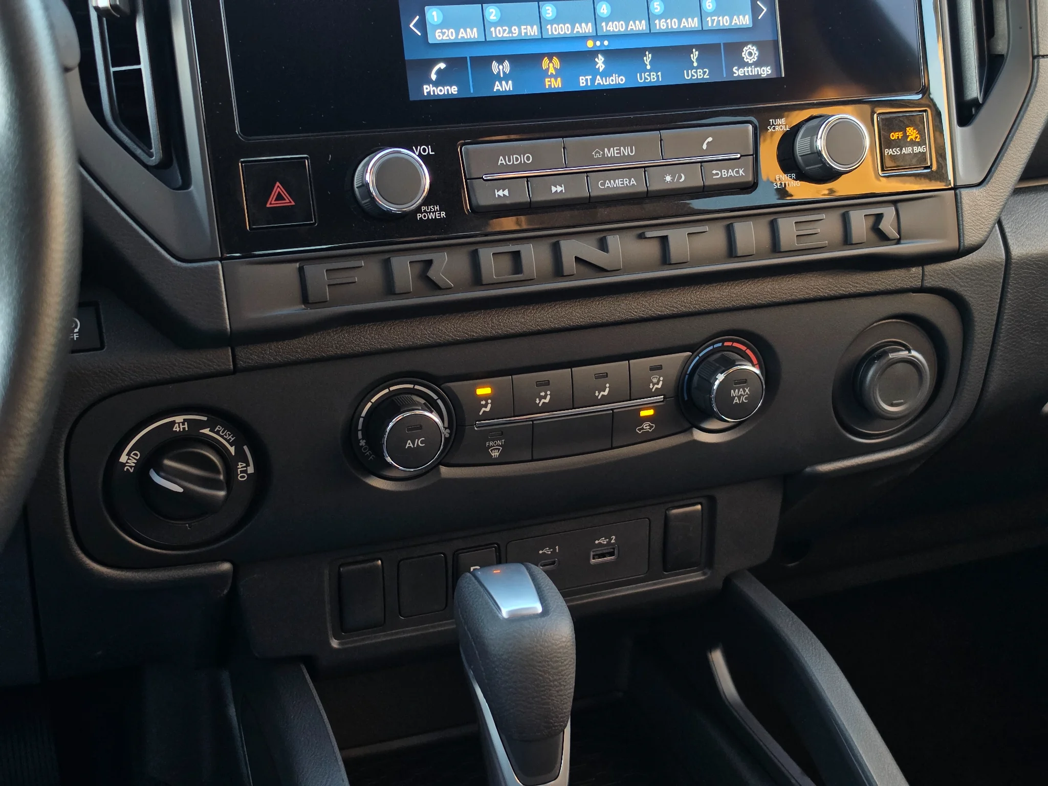 New 2027 Gun Metallic Nissan Crew Cab S image 17