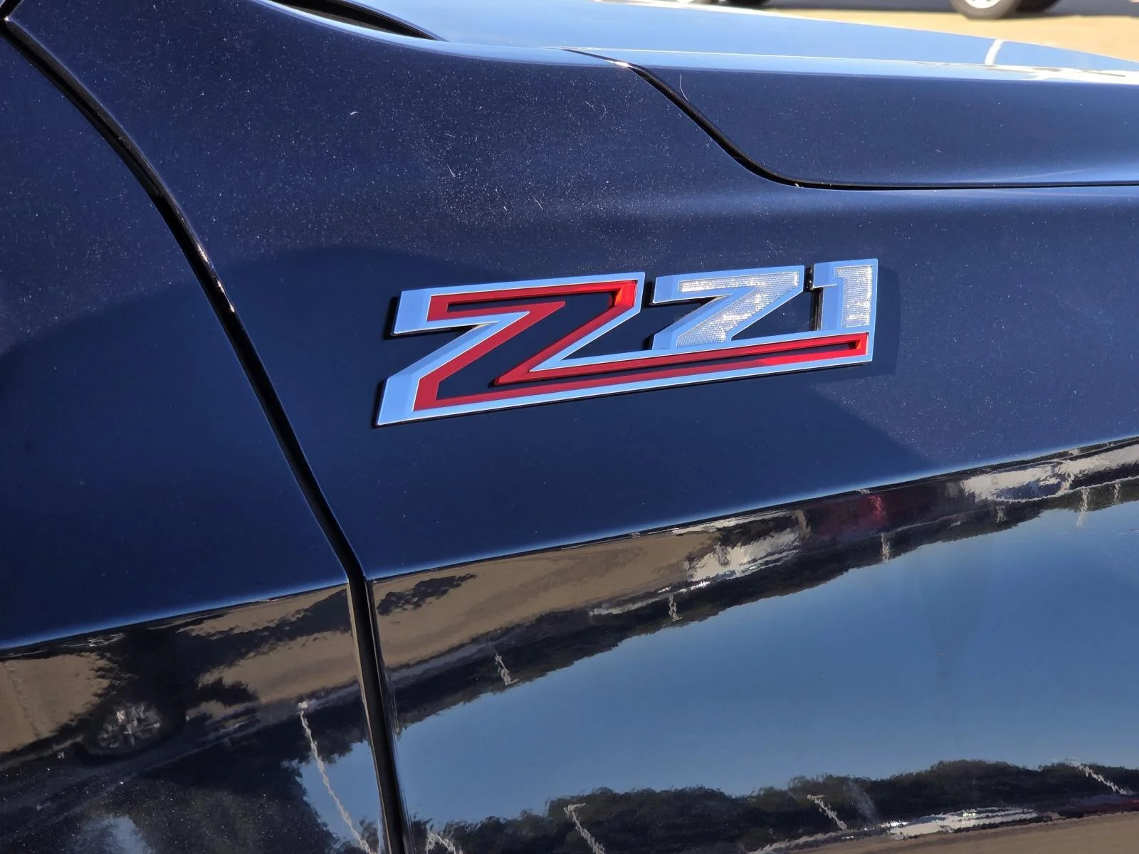 Used 2023 Midnight Blue Metallic Chevrolet Z71 image 10