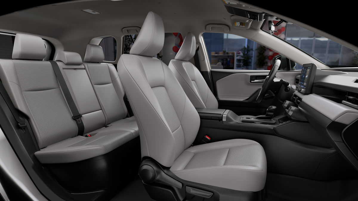 New 2026 Ice Cap Toyota XLE Premium image 20