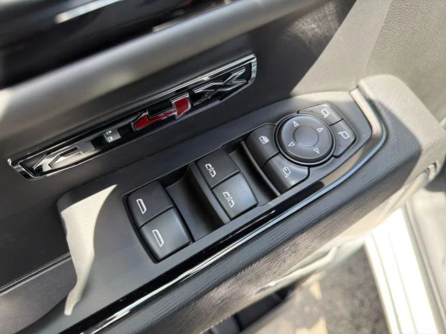 2026 GMC Sierra 1500 AT4X - Photo 18