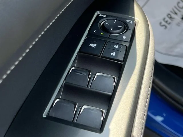 Certified Used 2025 GRECIAN WATER Lexus 250 Premium image 31