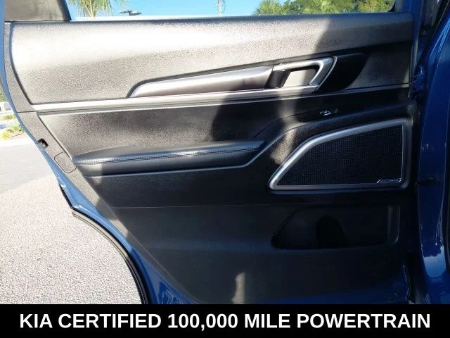 Used 2024 Black Kia S image 23