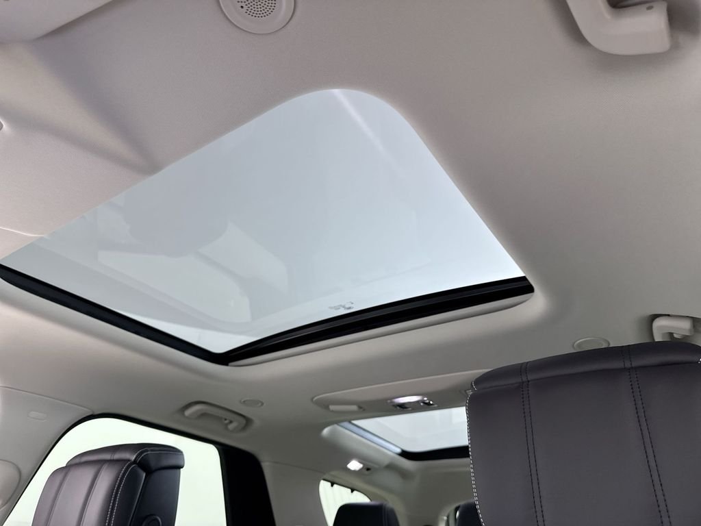 2026 Land Rover Discovery Gemini Edition - Photo 20