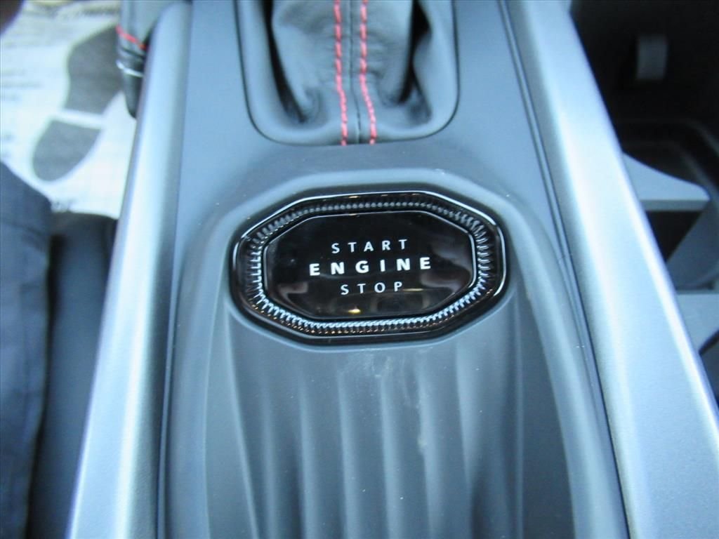 New 2026 Diamond Black Crystal Pearlcoat Dodge R/T image 25