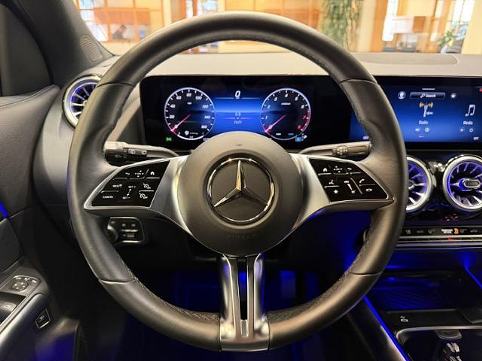 Certified Used 2025 Starling Blue Metallic Mercedes-Benz 4MATIC® image 12