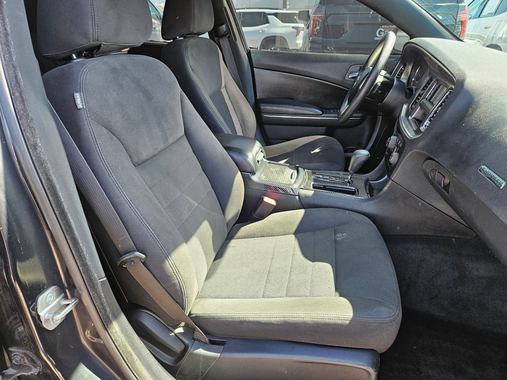 Used 2012 Pitch Black Dodge SE image 29