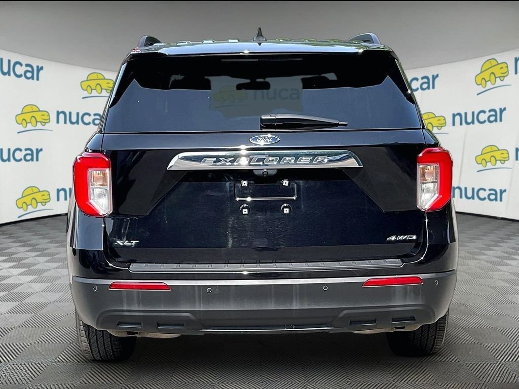Used 2022 Black Ford XLT image 5