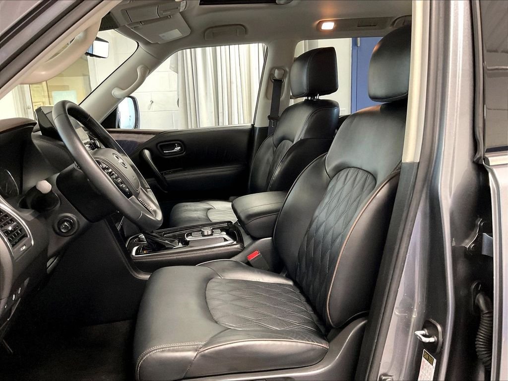 Used 2023 Gray Nissan Platinum image 10