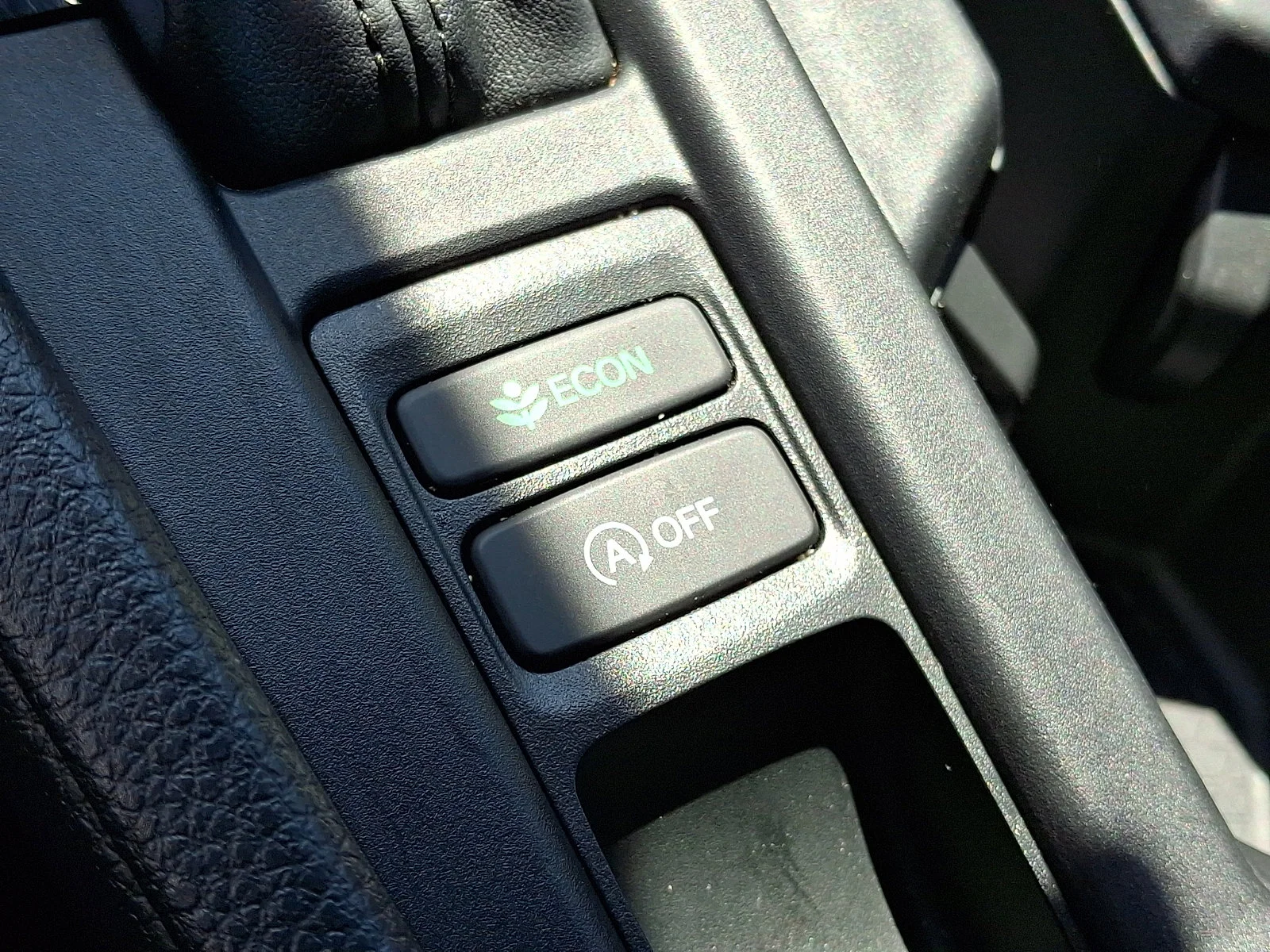 2025 Honda Accord LX - Photo 22