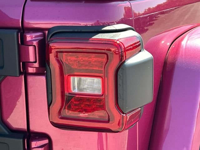 Certified Used 2024  Jeep Rubicon X image 10