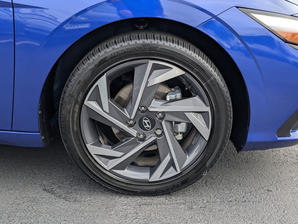 2025 Hyundai Elantra Blue - Photo 7