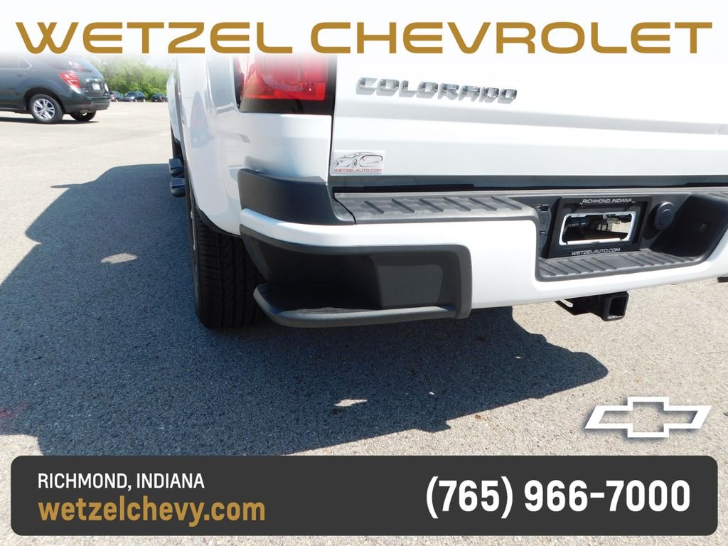 Used 2022 White Chevrolet LT image 6