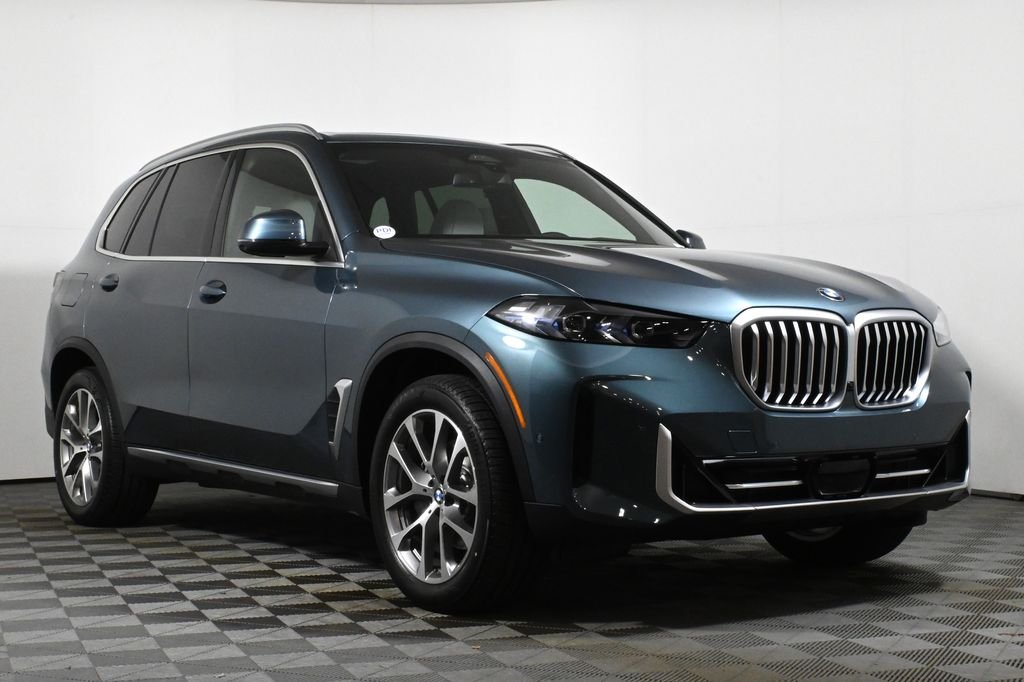 Used 2026 Blue BMW xDrive40i image 9