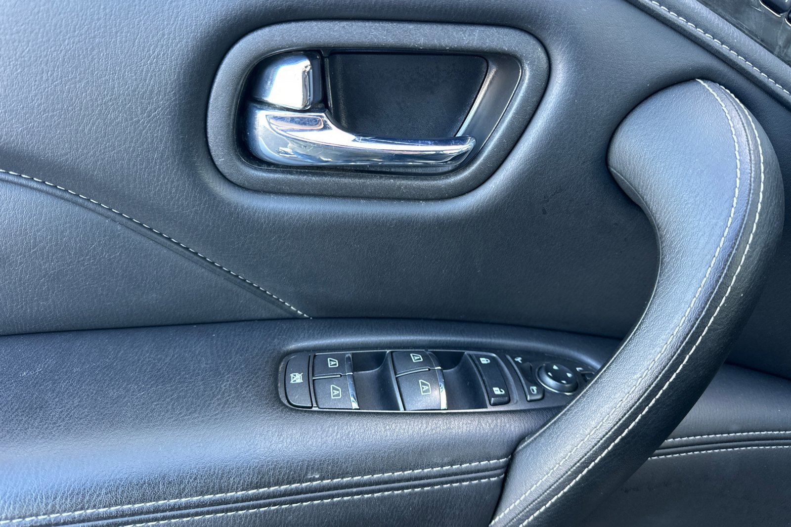 2023 INFINITI QX80 Luxe - Photo 11