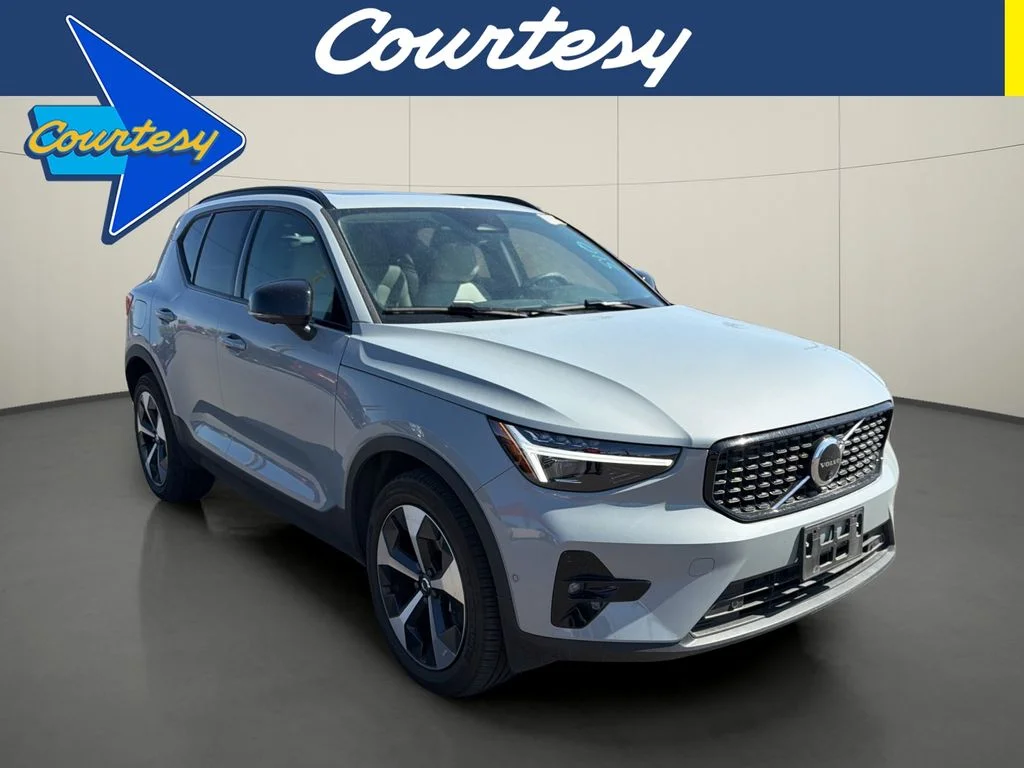 2026 Volvo XC40