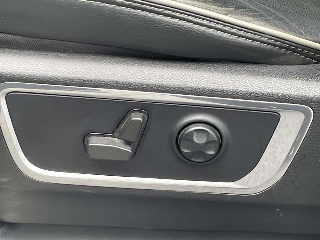 Used 2021 Gray Ram Laramie image 27