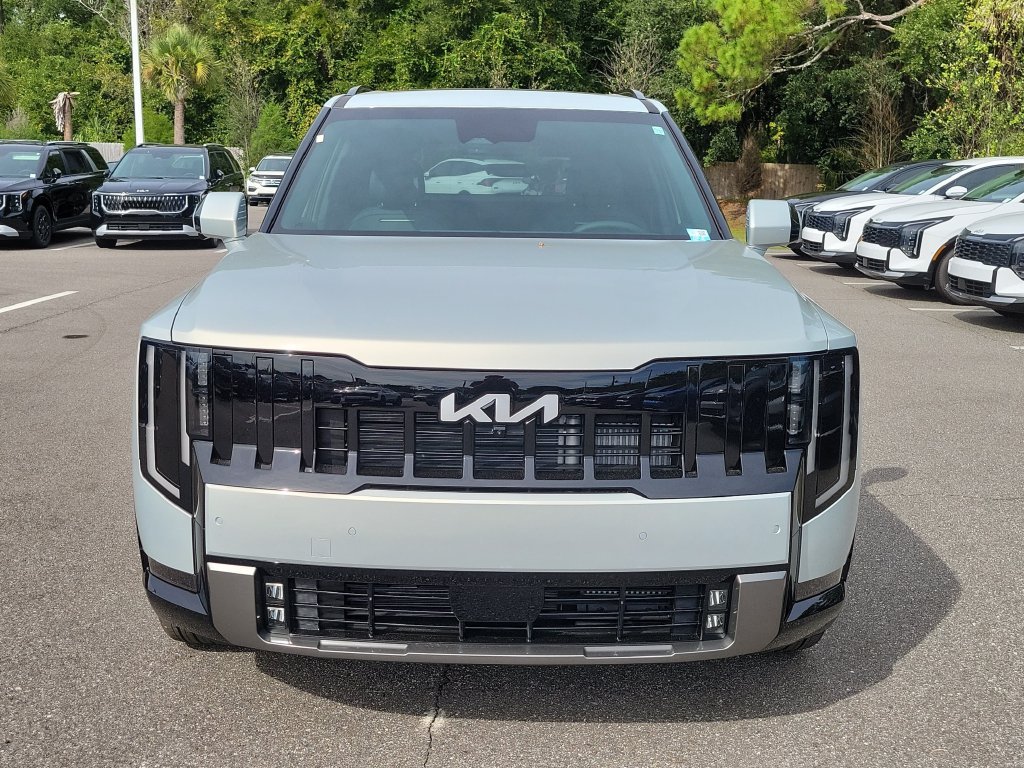 New 2027 Ivory Silver Kia SX image 2
