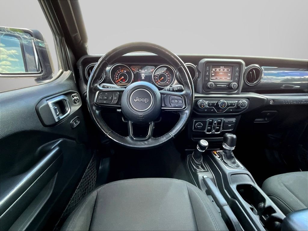 Used 2020 Gray Jeep Unlimited Sport Altitude image 8