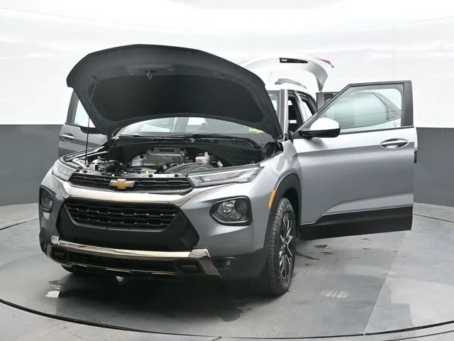 Used 2023 Gray Chevrolet ACTIV image 30