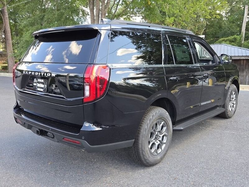 New 2027 Agate Black Metallic Ford Active image 16