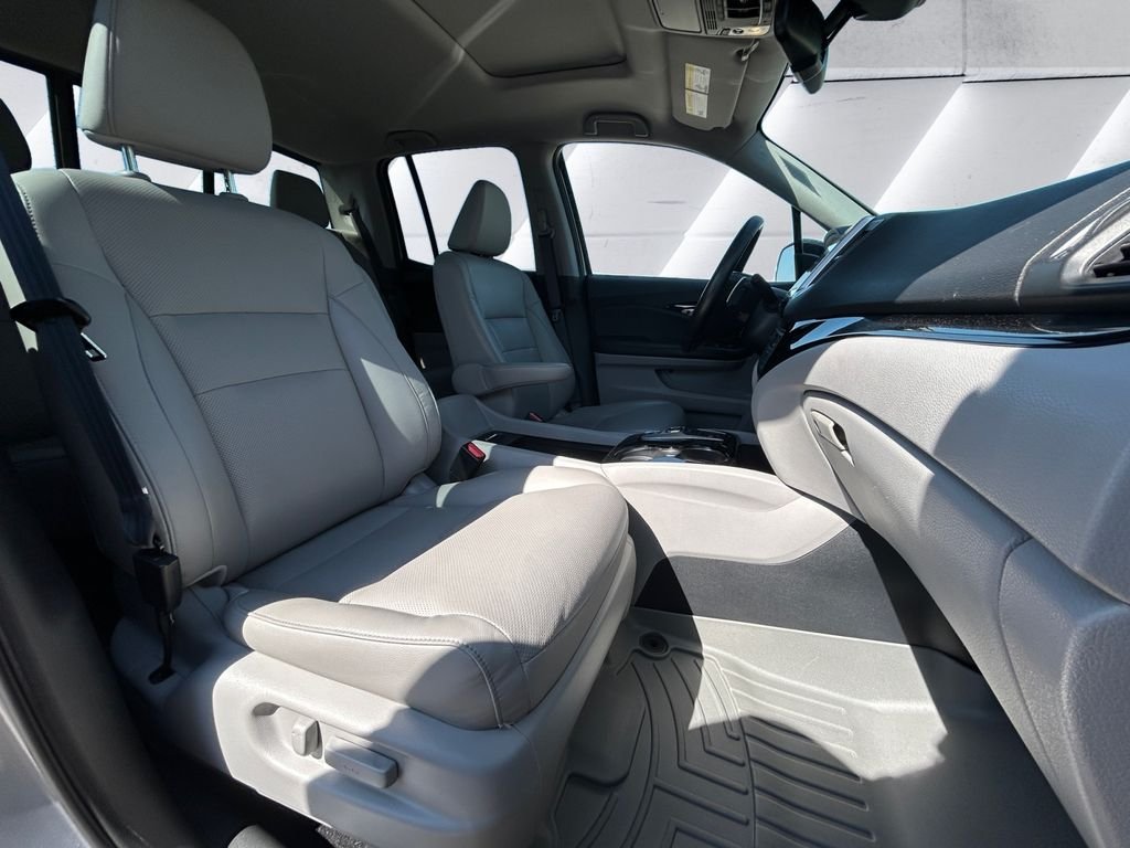 Used 2020 Gray Honda RTL-E image 14