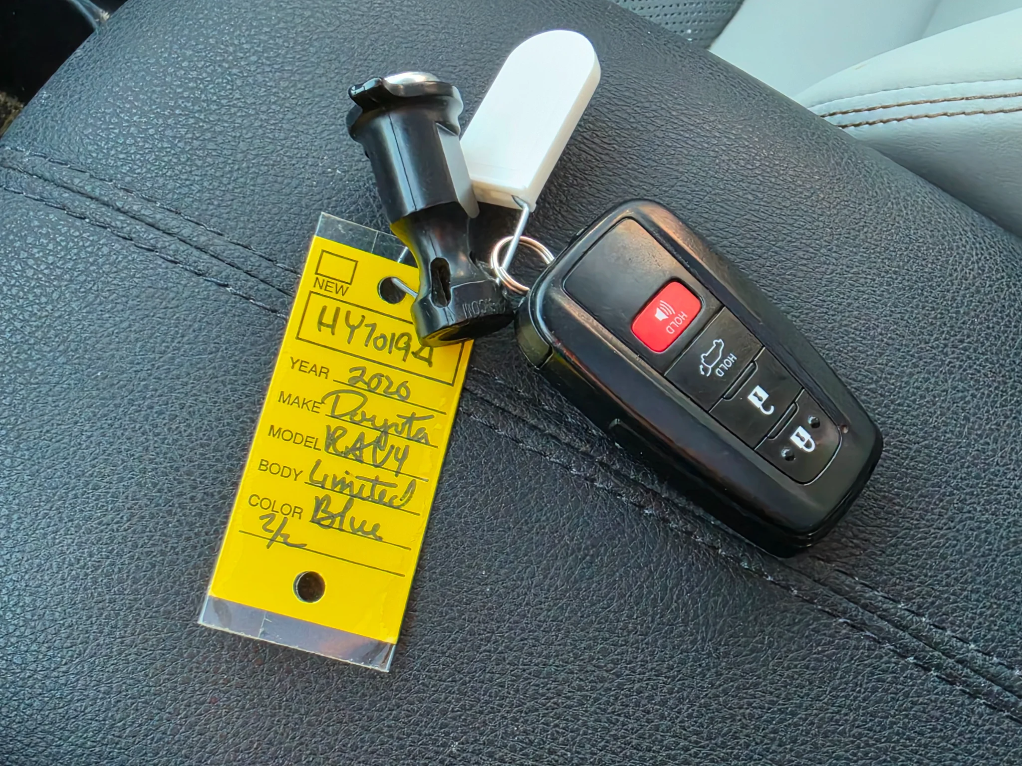 Used 2020 Blue Print Toyota Hybrid Limited image 15