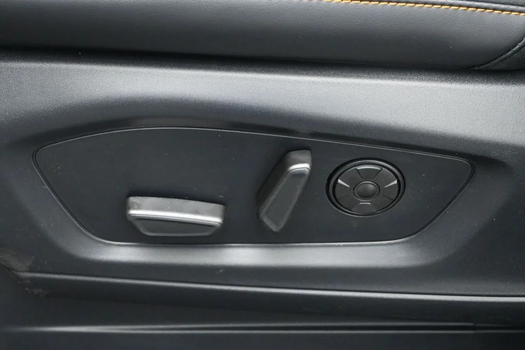 New 2026 Star White Metallic Tri-Coat Ford Tremor image 10