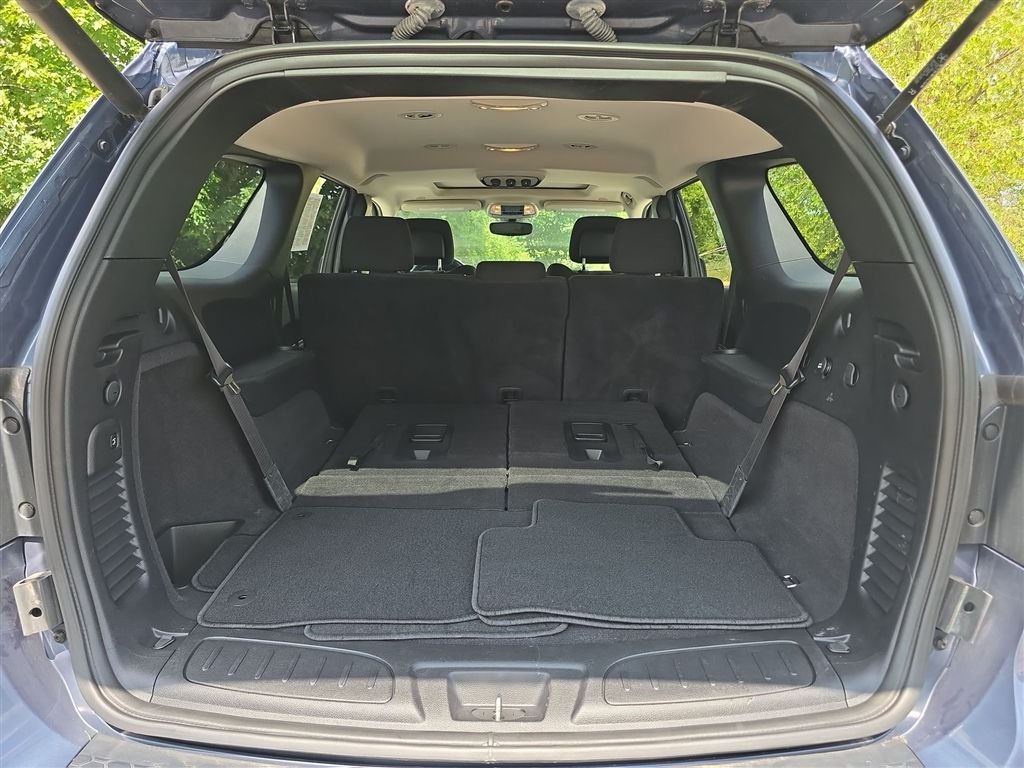 Certified Used 2019 Blue Dodge SXT Plus image 13