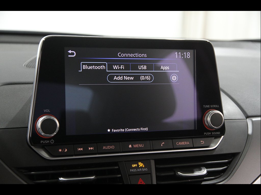 2025 Nissan Altima SR - Photo 11