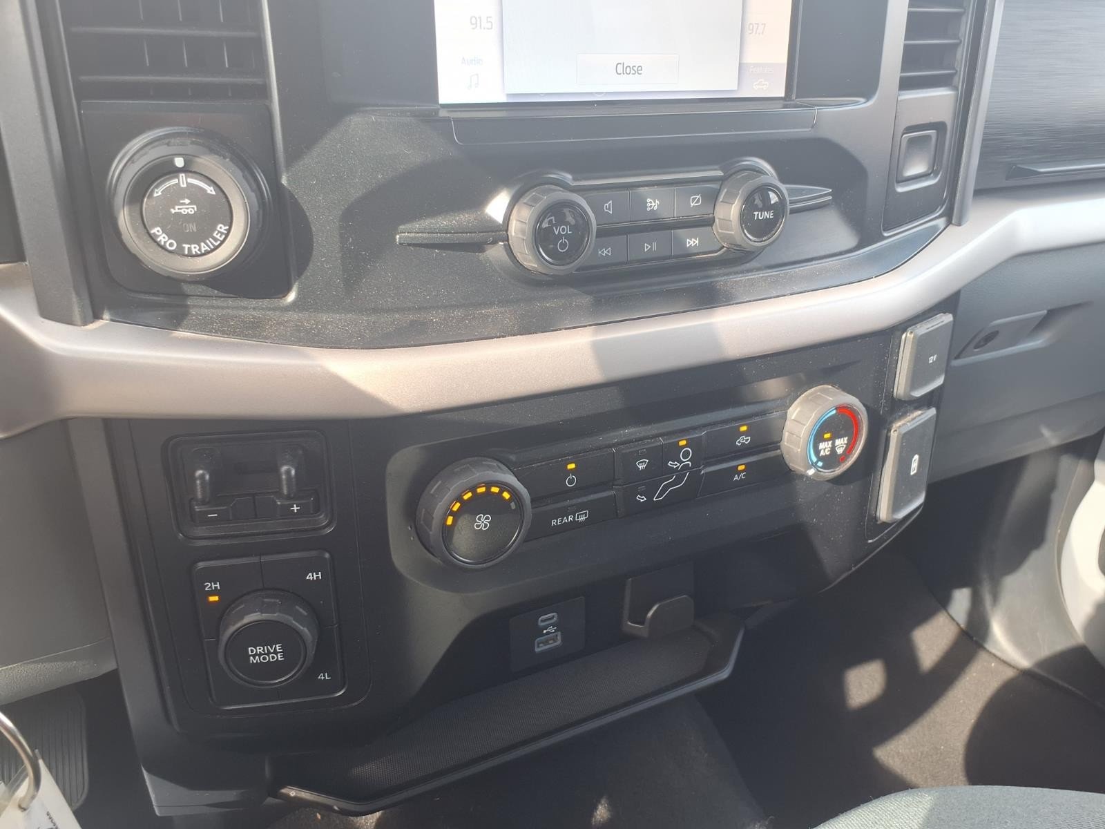 2023 Ford F-150 XLT - Photo 21