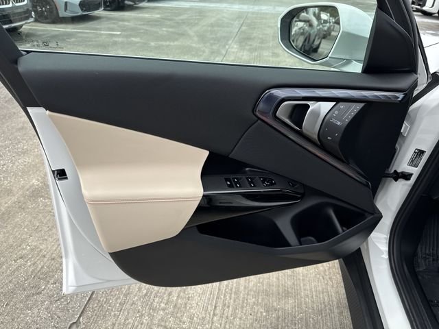 New 2026 Mineral White Metallic BMW 30 xDrive image 11