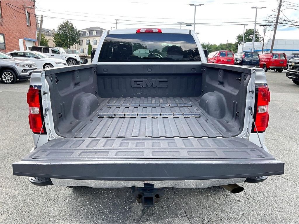 Used 2017 Silver GMC SLE image 31