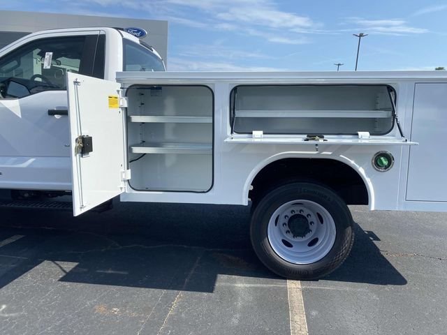 2025 Ford F-450 Super Duty Chassis Cab XL - Photo 6