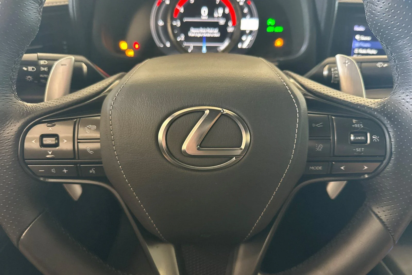 Used 2021 Infrared Lexus 500 image 18