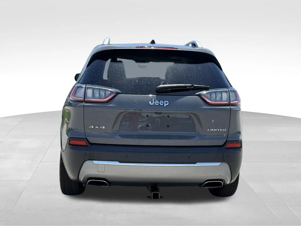 Used 2019 Gray Jeep Limited image 23