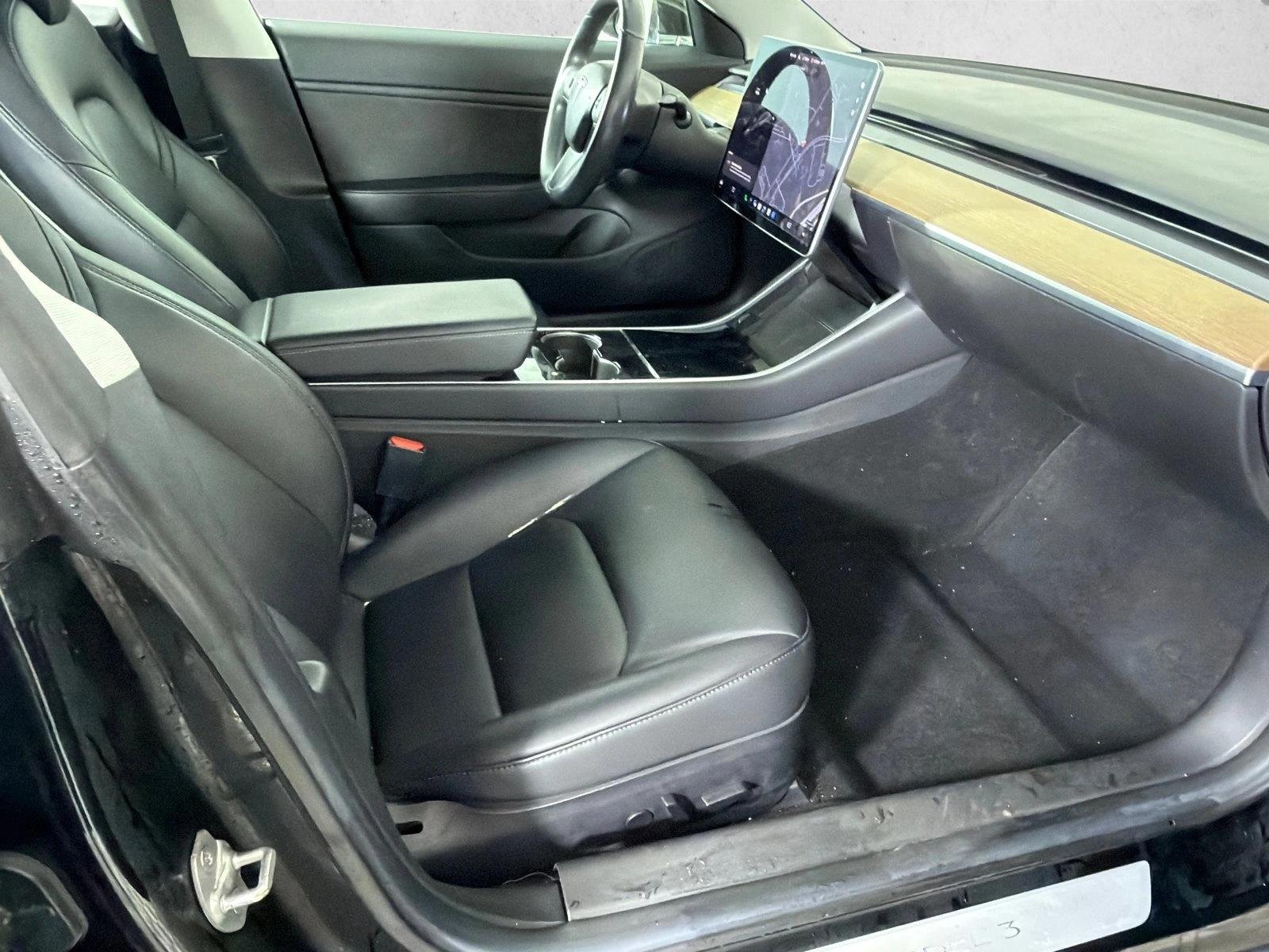 Used 2018 Black Tesla Long Range Battery image 15