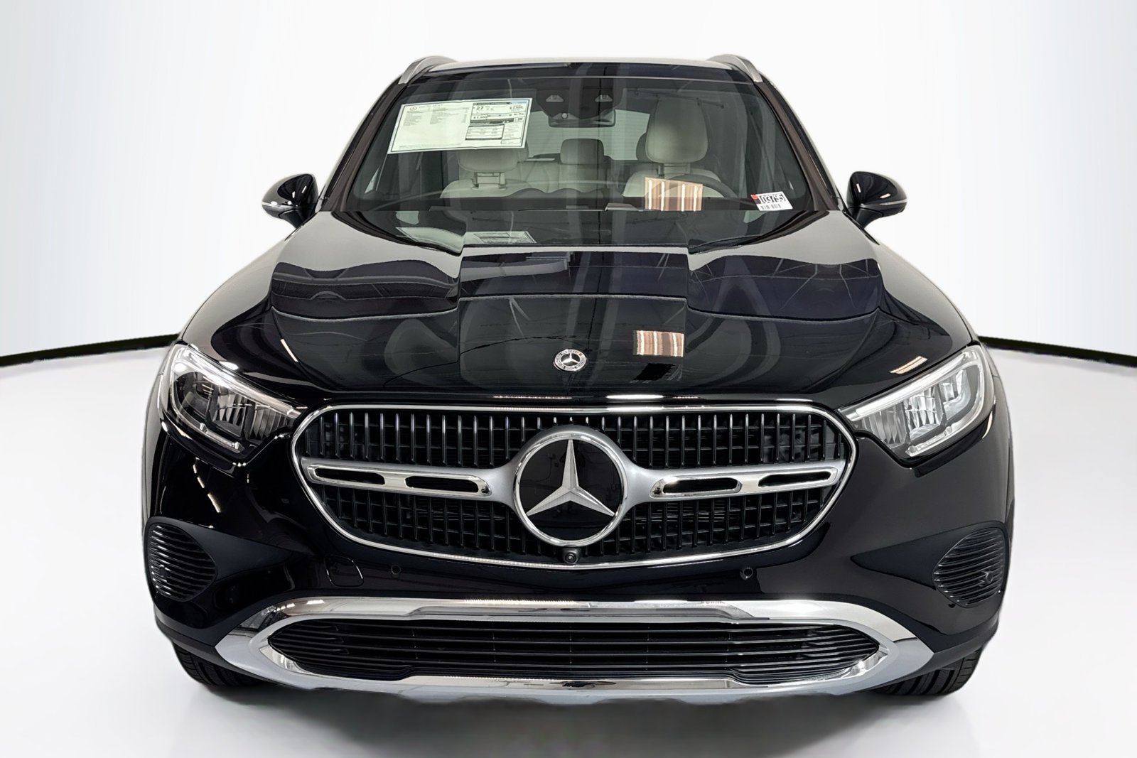 New 2026 Black Mercedes-Benz GLC 300 image 2