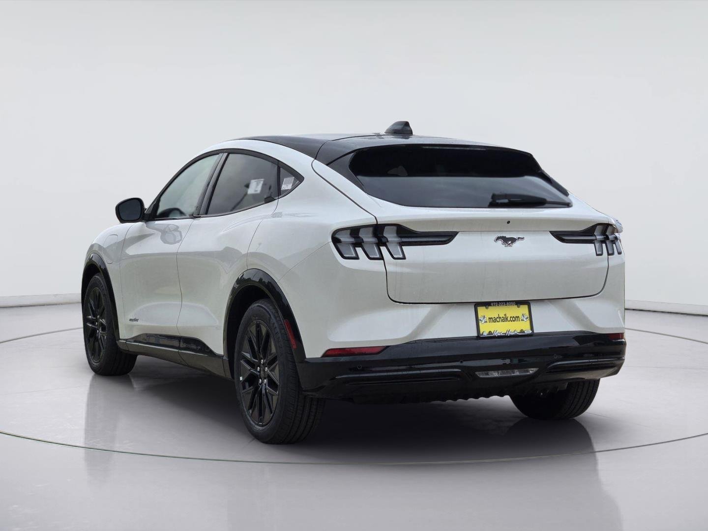 New 2026 Star White Metallic Tri-coat Ford Premium image 3