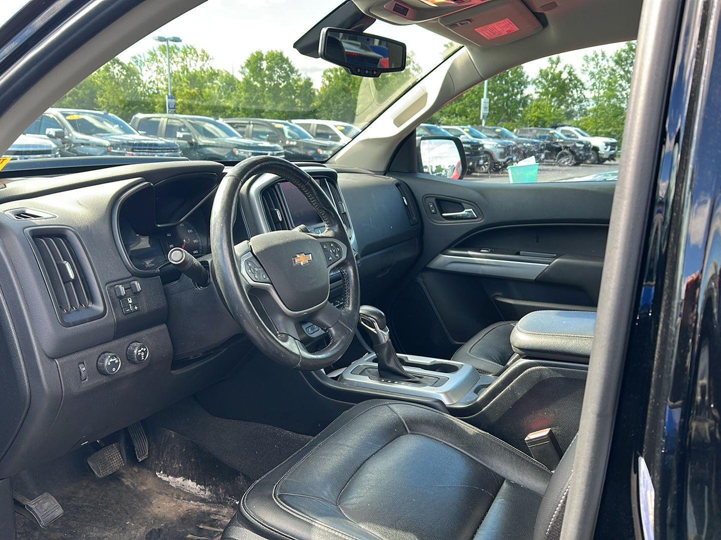 Used 2022  Chevrolet ZR2 image 7