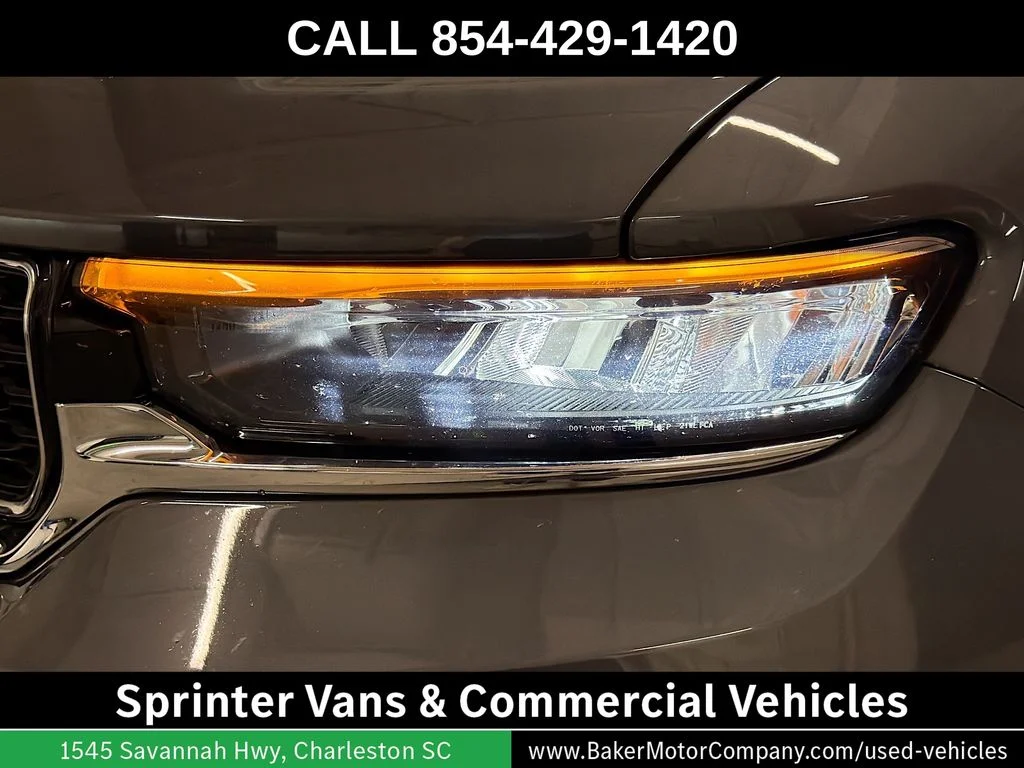 Used 2025 Gray Metallic Jeep Limited image 33