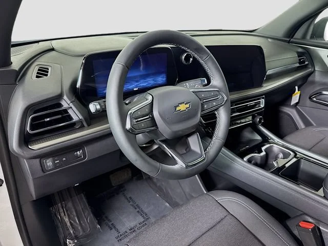 New 2026 Summit White Chevrolet LT image 9