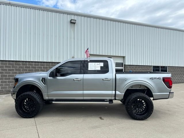 Used 2025 Silver Ford XLT image 10