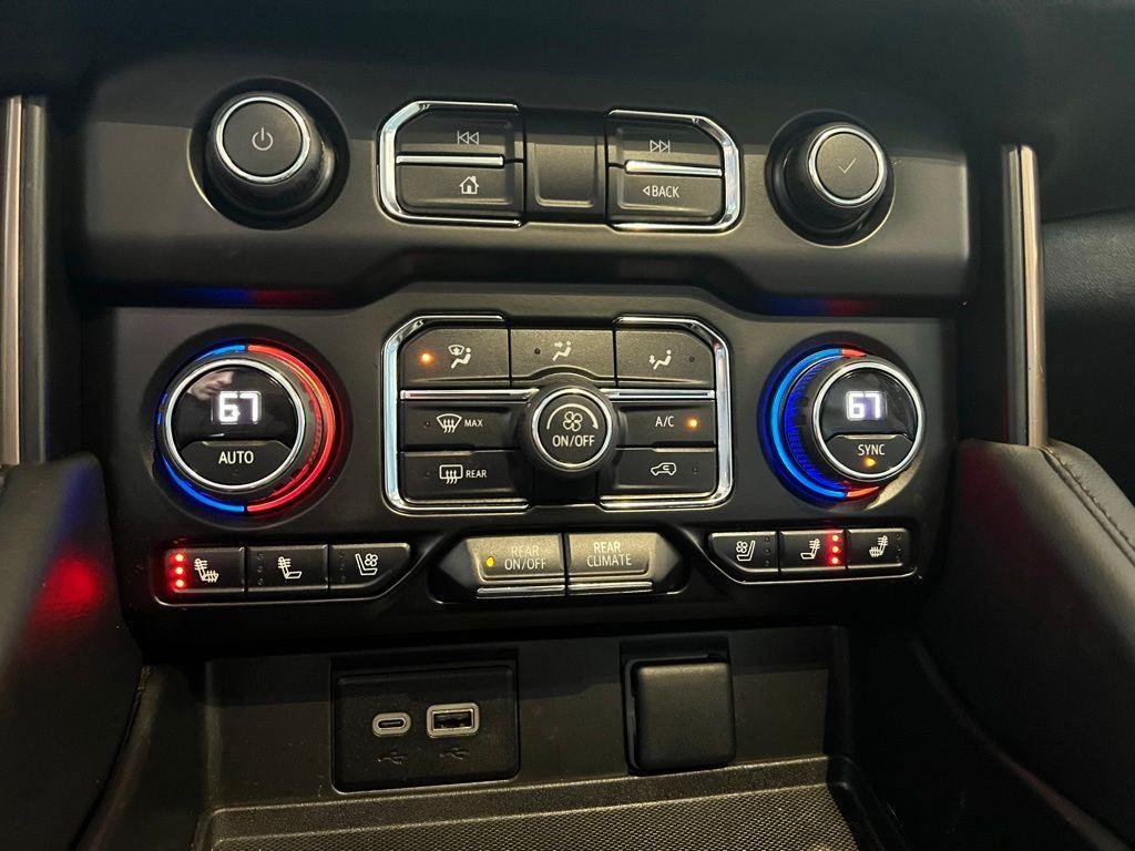 Used 2023 Black Chevrolet High Country image 26