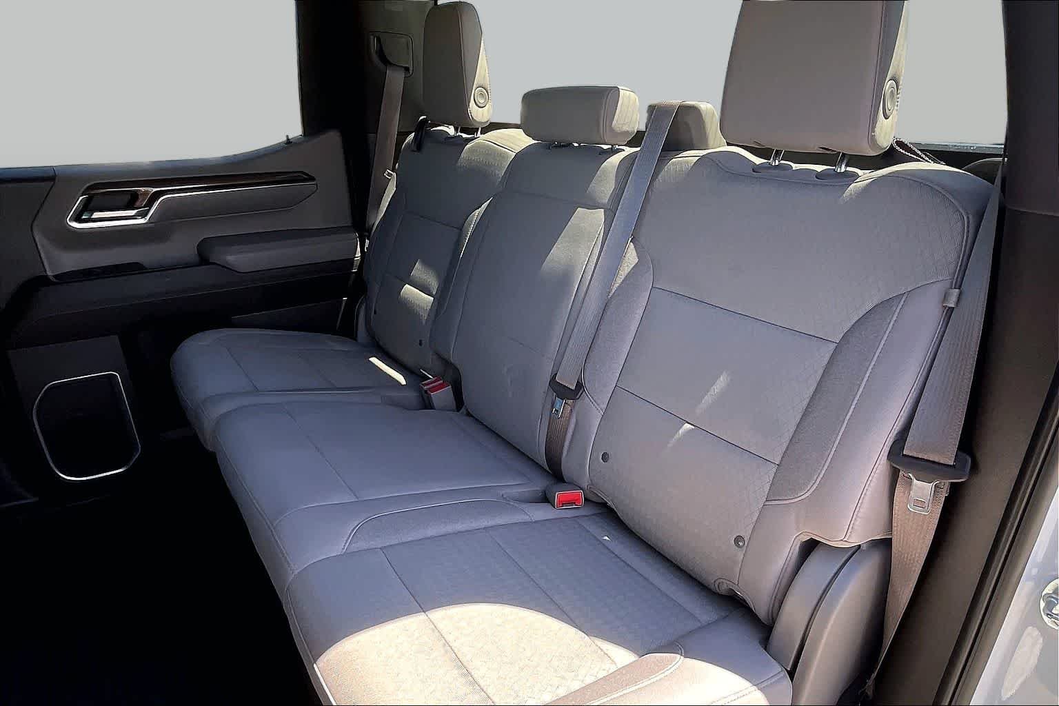 2023 Chevrolet Silverado 1500 LT - Photo 20